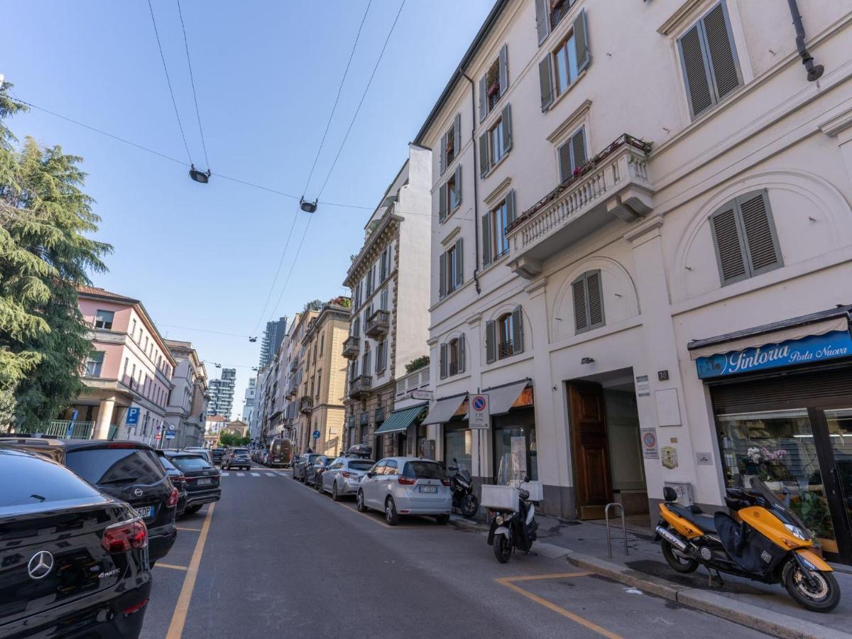 The Best Rent - Gorgeous Two-Bedroom Apartment In Porta Nuova District Milán Exterior foto