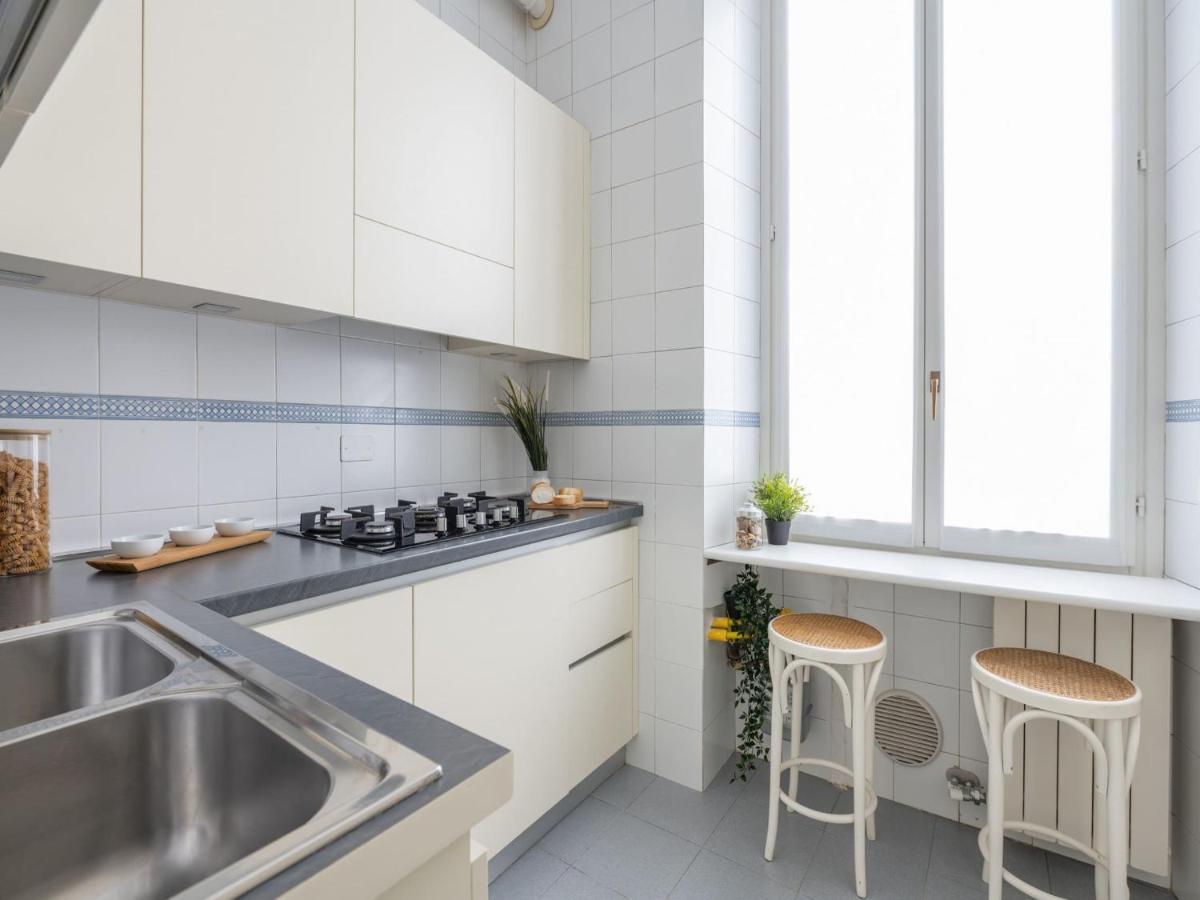 The Best Rent - Gorgeous Two-Bedroom Apartment In Porta Nuova District Milán Exterior foto